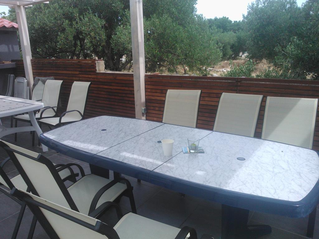 Apartments Jerine Tribalj Exterior foto