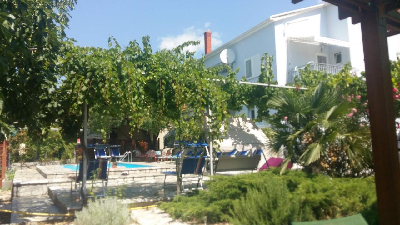 Apartments Jerine Tribalj Exterior foto